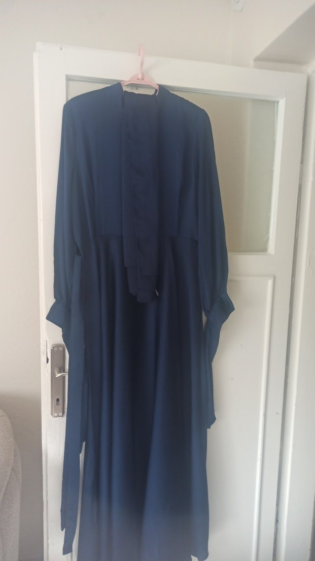 şal dahil 95 kiloyla 1.60 boyla giyildi Lacivert Uzun  Elbise - Görsel 2