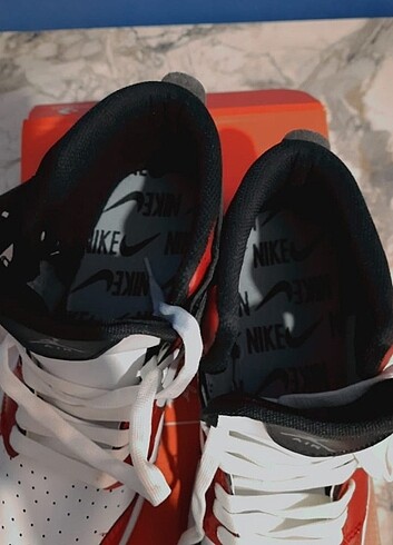 Nike Nike Air Jordan kırmızı siyah ayakkabı 