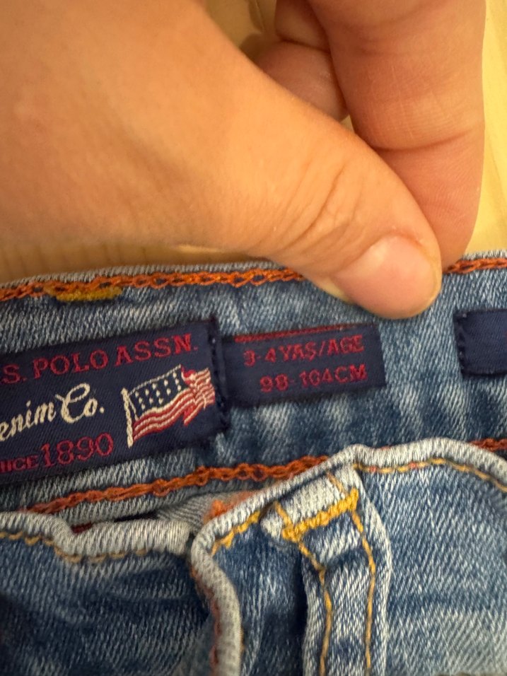 Düğmeli Mavi Denim Erkek Çocuk Şortu - Görsel 2