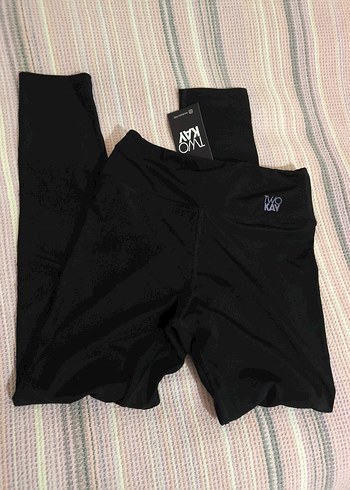 Siyah Mini Spor Atlet ve Tayt Takımı - Görsel 2