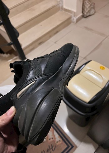 Siyah tabanlı Kadın Spor Ayakkabı - Görsel 2