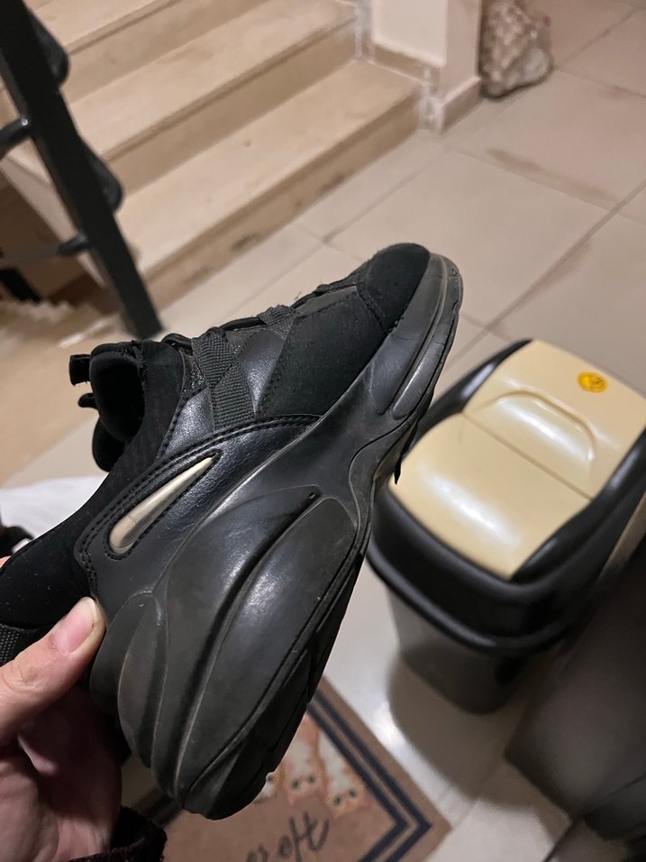 Siyah tabanlı Kadın Spor Ayakkabı - Görsel 2