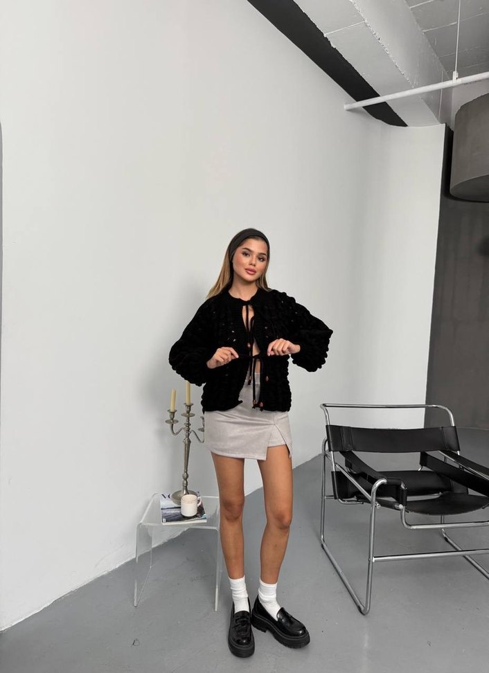 Siyah Örgü Kadın  Hırka bağcık detaylı - Görsel 4