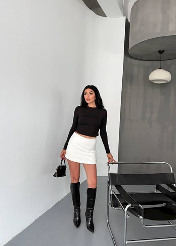 Yan büzgü basıc crop - Görsel 3