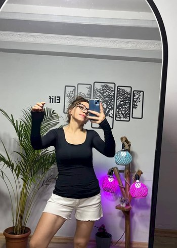 Siyah Uzun Kollu Kadın Bluz - Görsel 2