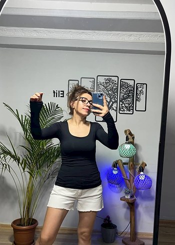 Siyah Uzun Kollu Kadın Bluz - Görsel 3