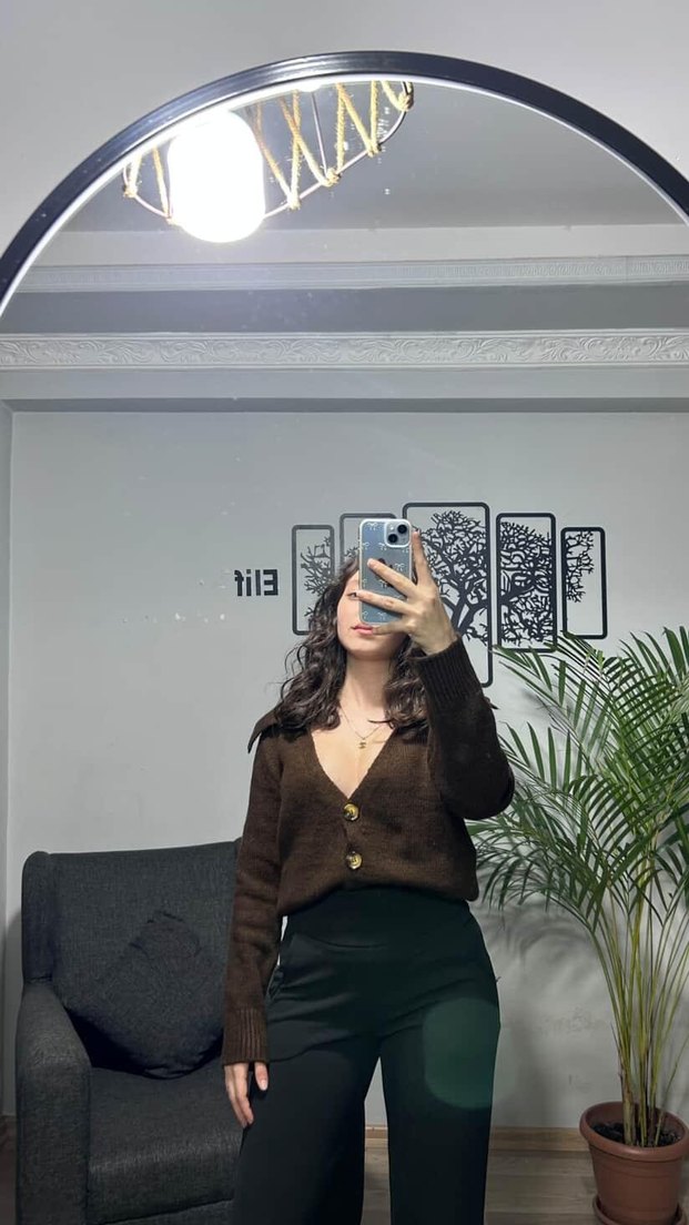 Kahverengi şal yaka hırka - Görsel 4