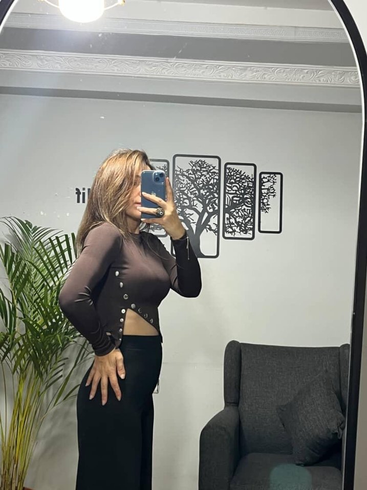 kahve yandan çıtlı basıc bluz - Görsel 2