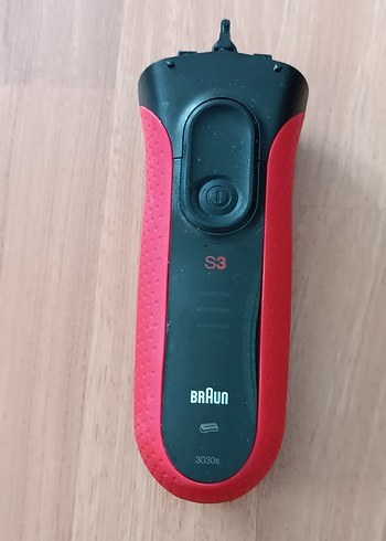Braun S3 3030s TYPE 5413 Kırmızı Tıraş MakinesiANA MOTORLU GÖVDE