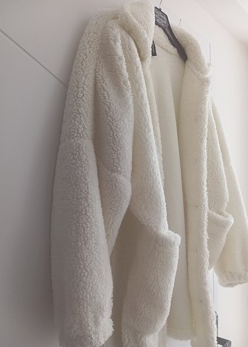Beyaz Midi Uzunlukta Kadın Peluş Kaban - Görsel 2