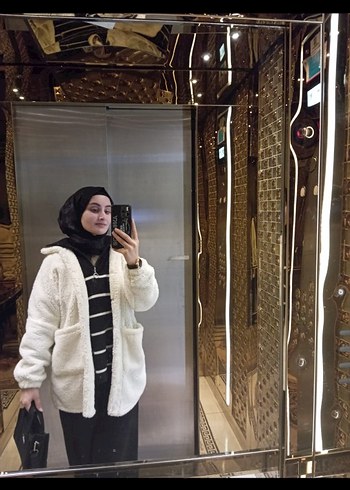 Beyaz Midi Uzunlukta Kadın Peluş Kaban - Görsel 4