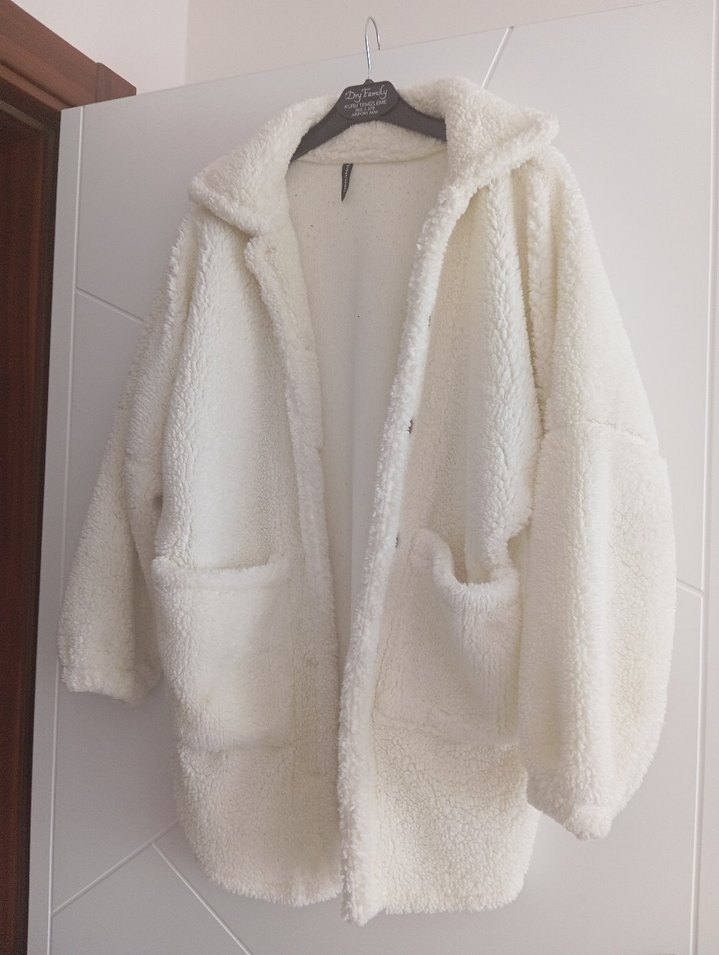 Beyaz Midi Uzunlukta Kadın Peluş Kaban - Görsel 3