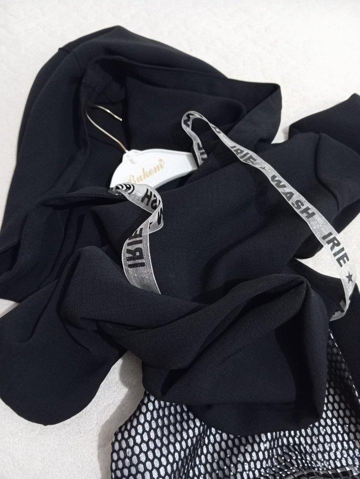 Siyah Kapüşonlu Kadın Sweatshirt - Görsel 3