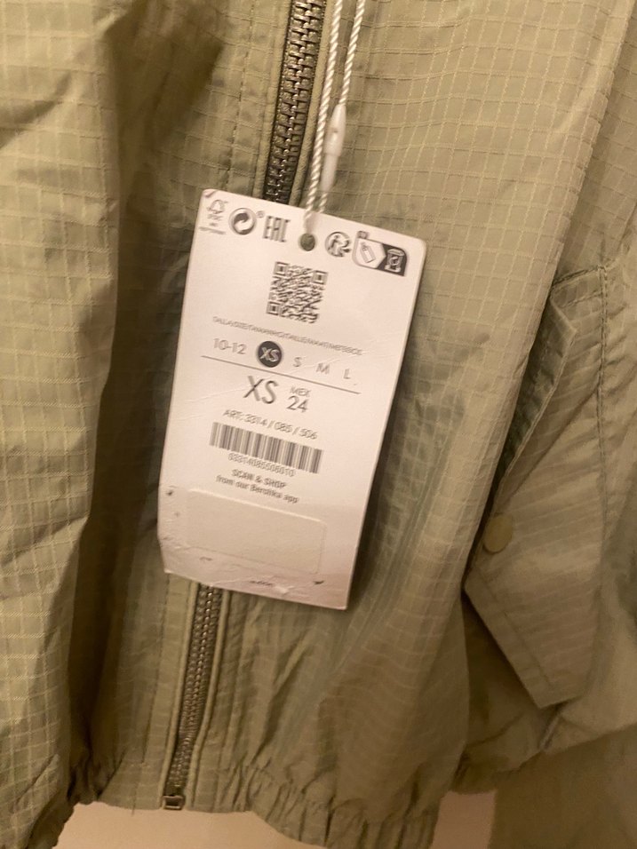 Bershka Kadın yağmurluk - Görsel 2