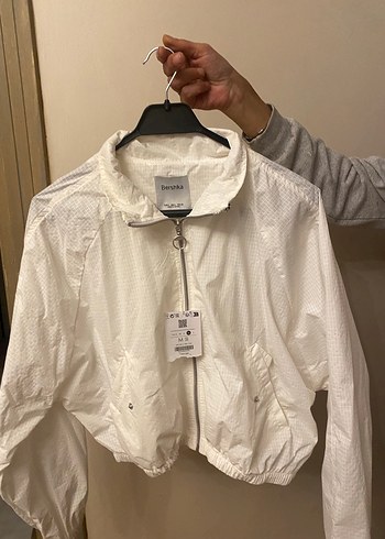 Bershka m