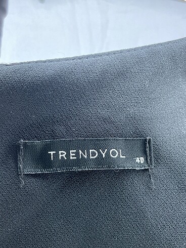 40 Beden siyah Renk Trendyol & Milla Kısa Elbise %70 İndirimli.