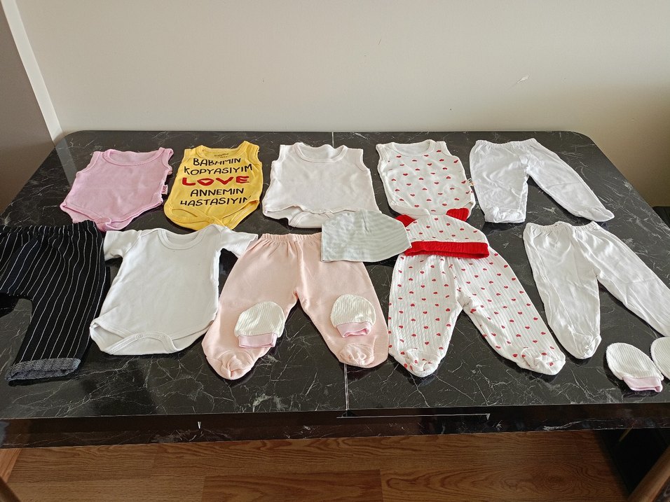 Beyaz Kolsuz Bebek Kıyafet Seti - Görsel 2