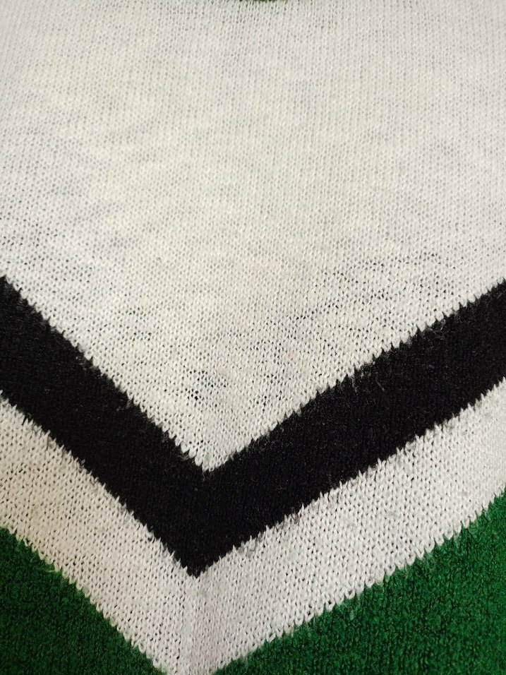 Yeşil V Desenli Örme Kadın tunik - Görsel 4