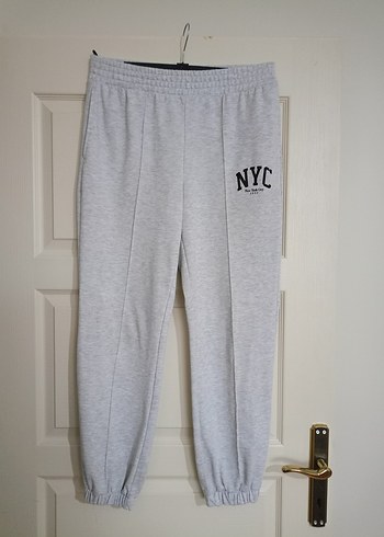 Gri NYC Baskılı Rahat Kesim Kadın Eşofman - Görsel 4