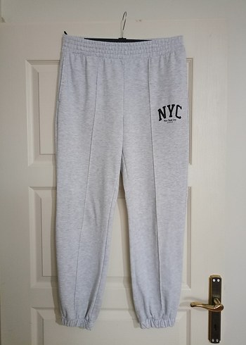 Gri NYC Baskılı Rahat Kesim Kadın Eşofman - Görsel 5