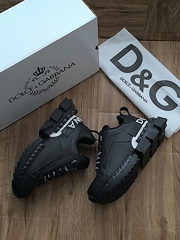 37 Beden Dolce Gabbana siyah spor ayakkabı
