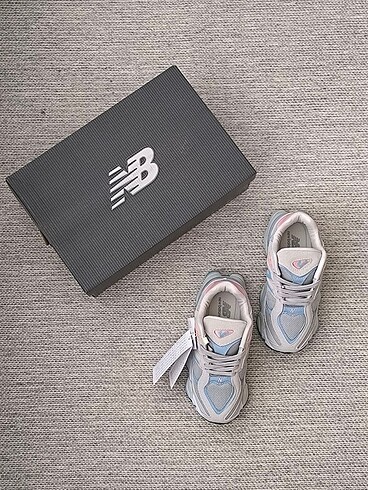 New Balance 9060 krem pudra spor