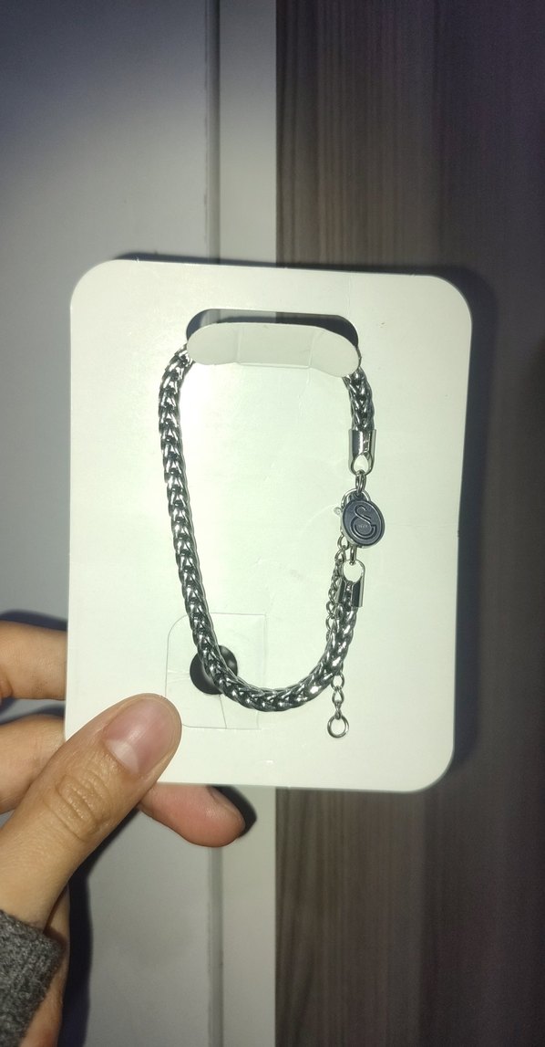 Gri Zincir Detaylı Kadın El Zinciri - Görsel 3