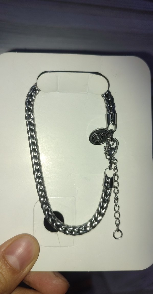 Gri Zincir Detaylı Kadın El Zinciri - Görsel 2