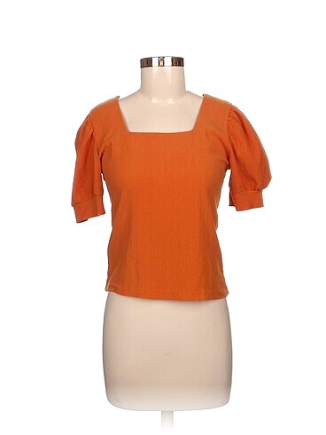 Diğer T-shirt %70 İndirimli.
