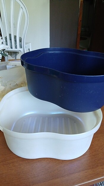Beden Çift gövdeli tupperware saklama kabı