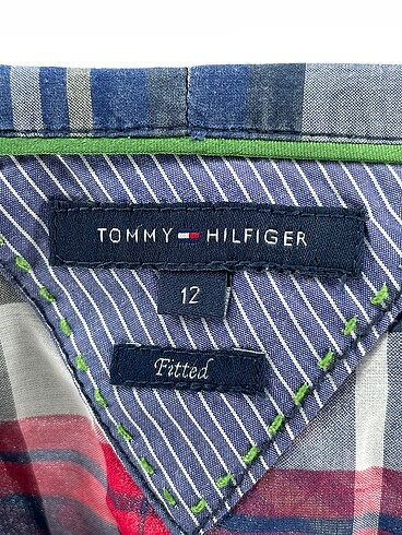 42 Beden çeşitli Renk Tommy Hilfiger Gömlek %70 İndirimli.