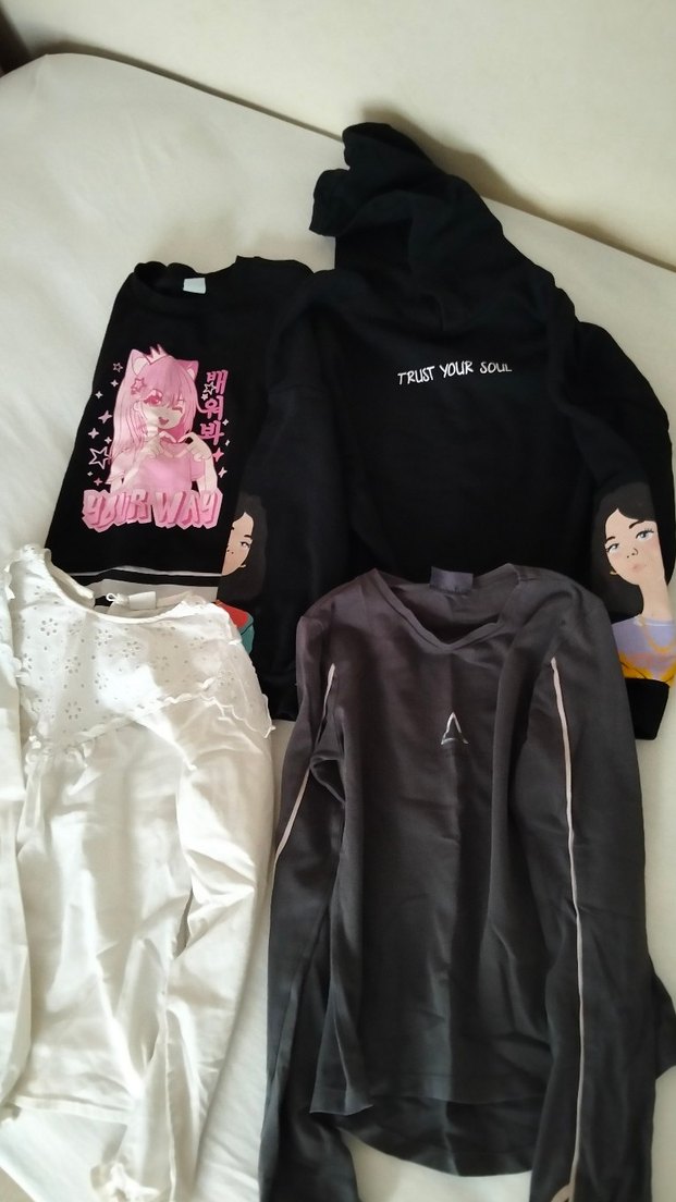 Kızlar İçin Siyah Uzun Kollu Baskılı Sweatshirt - Görsel 2