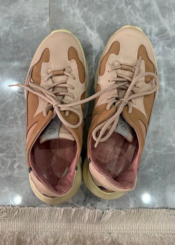 36 Beden ECCO Deri Kadın Sneaker