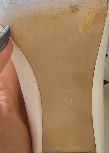 Beyaz Stiletto Topuklu Kadın Ayakkabı - Görsel 3