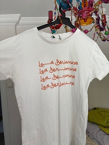 Les benjamins tişört