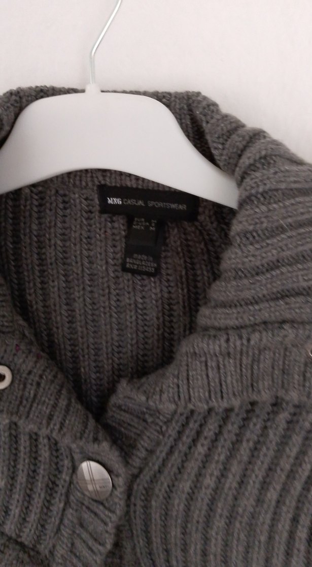 Düğmeli Gri Fitilli Hırka - Görsel 4