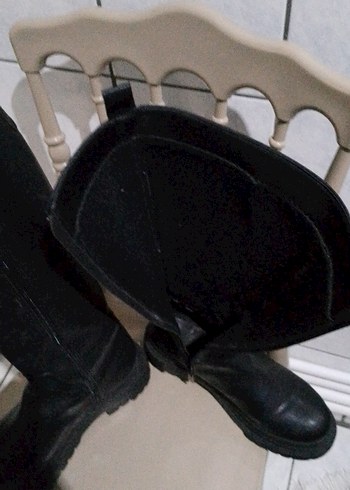 Tokalı Siyah Deri Dizüstü Çizme - Görsel 3