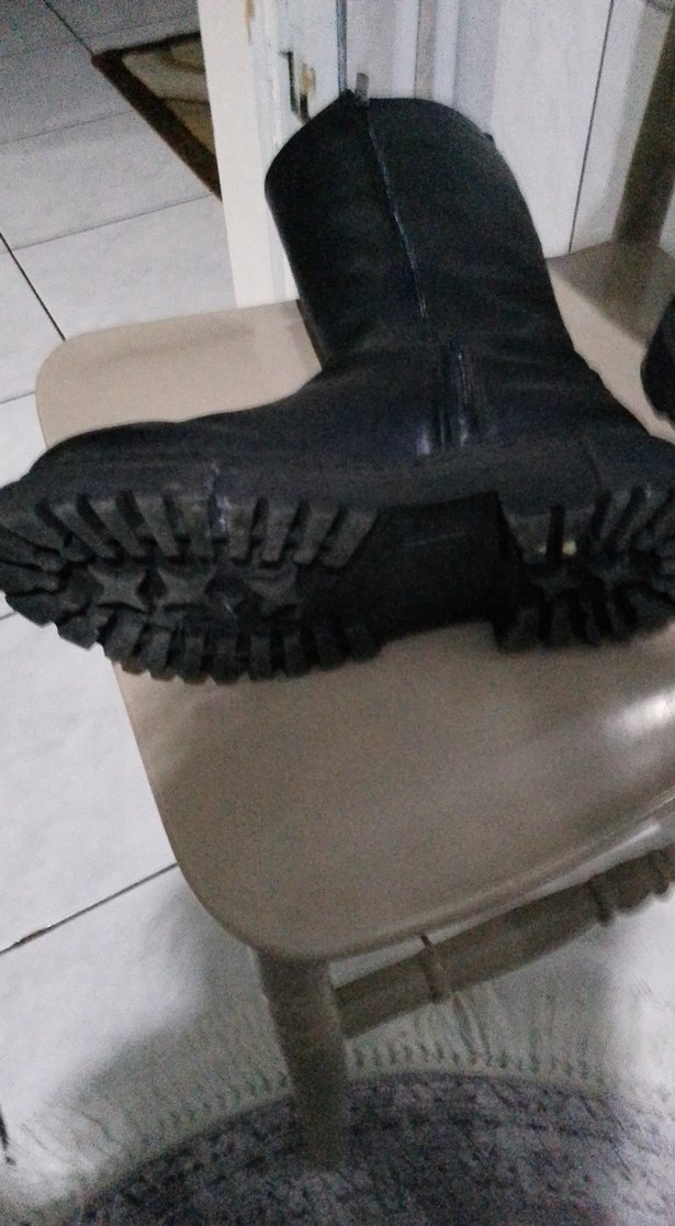 Tokalı Siyah Deri Dizüstü Çizme - Görsel 4