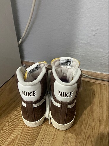 35,5 Beden kahverengi Renk Nike ayakkabı