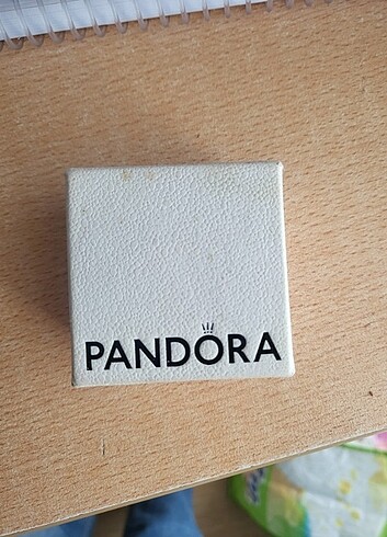  Beden gri Renk Pandora Orijinal Kolye Ucu
