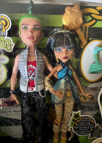  Beden Renk Monster High Deuce Gorgon ve Cleo de Nile Bebek Seti