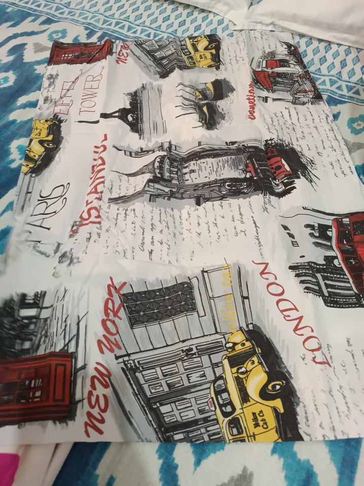 Çok Renkli Baskılı yastık kılıfı - Görsel 2