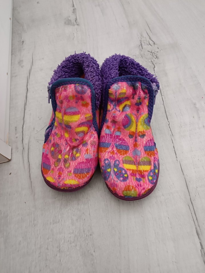 Kızlar İçin Renkli Örgü Sıcak Ev Terliği - Görsel 2