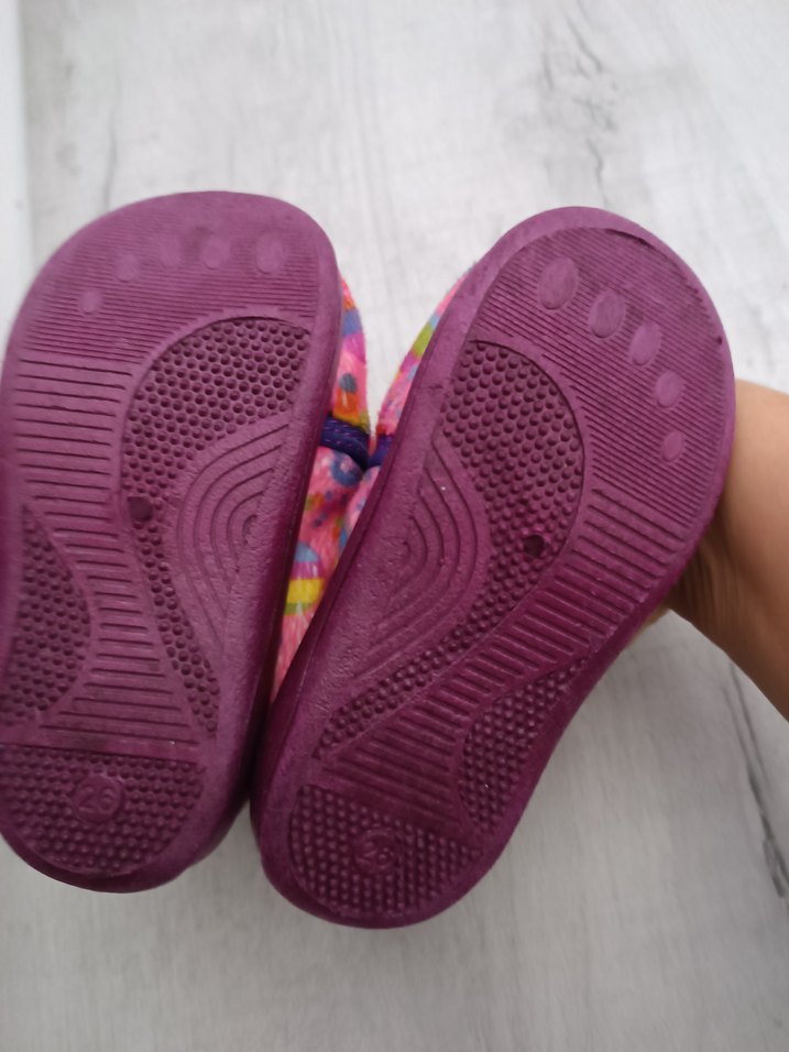 Kızlar İçin Renkli Örgü Sıcak Ev Terliği - Görsel 4