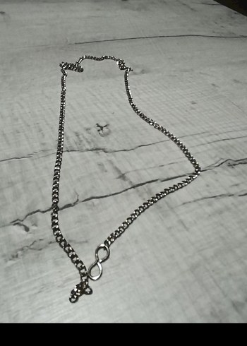 Gri Minimalist Zincir Detaylı Kadın Vücut Zinciri - Görsel 2