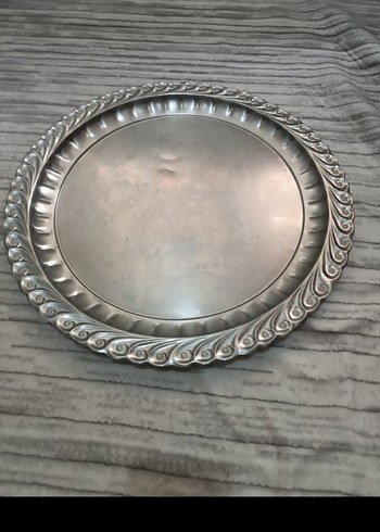 Bej Parlak Kenarlı Çelik Tepsi - Görsel 3