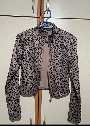 Zara leopar desenli lila alt tonlu range Rover mom ceket