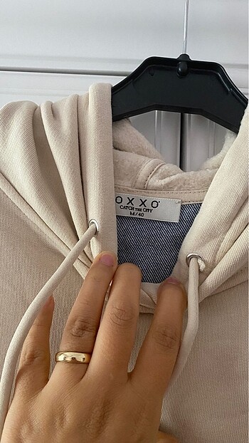l Beden OXXO sweatshirt