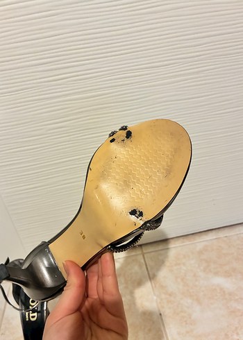 Gri Yılan Desenli Metal Topuklu Ayakkabı - Görsel 10