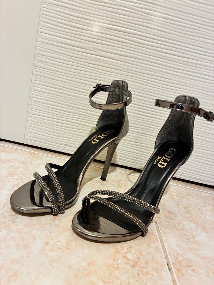 Gri Yılan Desenli Metal Topuklu Ayakkabı - Görsel 3